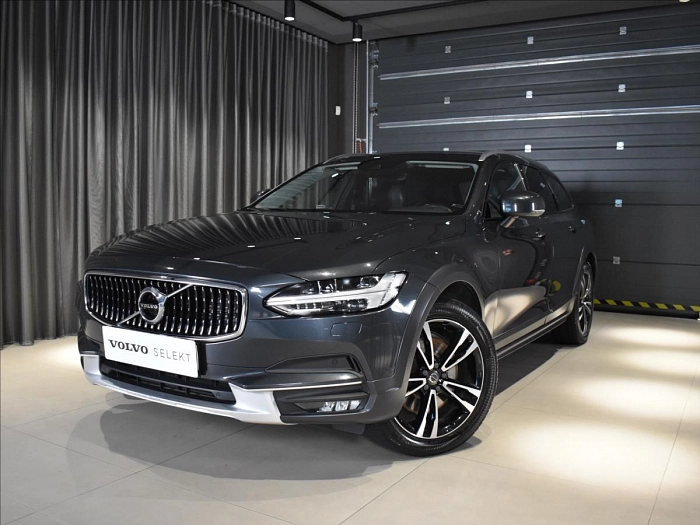 Volvo V90 2,0 D5 AWD PRO tažné,Ventilace 173 kW automat šedá