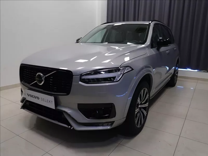 Volvo XC90 2,0 B5 AWD AUT Plus Dark 173 kW automat šedá