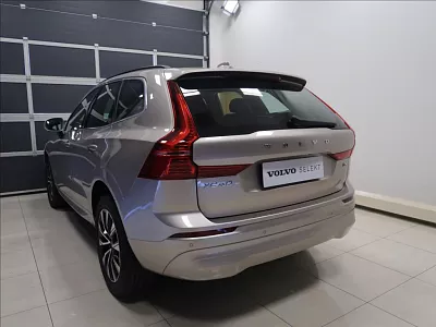 Volvo XC60 2,0 B4  Core AUT 145 kW automat šedá