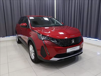 Peugeot 5008 1,2 ACTIVE  PureTech 7 míst 96 kW červená