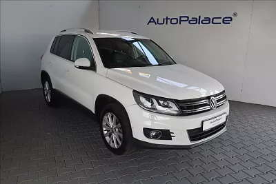 Volkswagen Tiguan 2,0 TDI 4Motion Sport&Style 103 kW automat biela