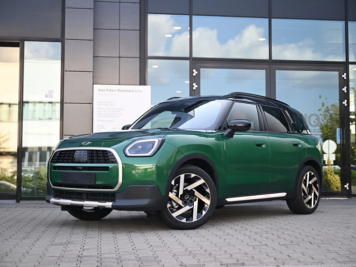 MINI MINI COUNTRYMAN D 120 kW automat British Racing Green IV