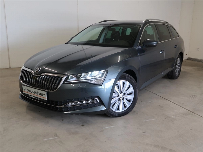 Škoda Superb 2,0 TDI 110kW Style Combi DSG  kombi 110 kW automat šedá metalíza