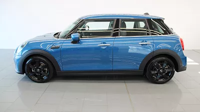 MINI Mini Cooper 5-dverové 100 kW automat island-blue metallic