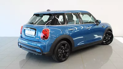 MINI Mini Cooper 5-dverové 100 kW automat island-blue metallic