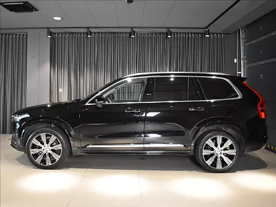 Volvo XC90 2,0 B6 AWD INS 220 kW automat černá