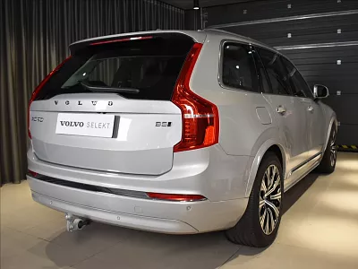 Volvo XC90 2,0 B5 AWD ULT Masáže,Panorama 173 kW automat šedá