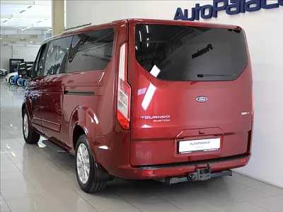 Ford Tourneo Custom 2,0 TDCi Titan.8-míst 1.maj.ČR 95 kW červená