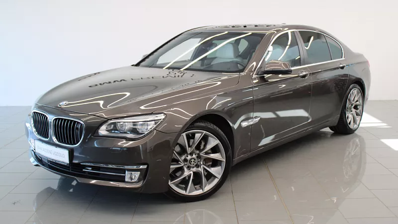 BMW 740d xDrive Limousine 230 kW automat havanna metallic