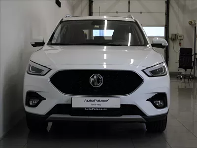 MG ZS 1,0 T 82kW Elegance PANO ČR 82 kW automat bílá