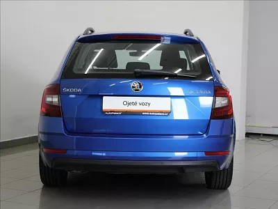 Škoda Octavia 2,0 TDi 110kW Style 2.maj.ČR 110 kW modrá