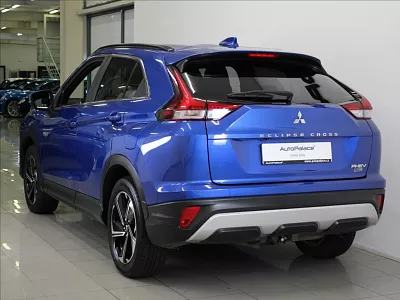 Mitsubishi Eclipse Cross 2,4 PHEV 4WD Instyle 34tkm! 138 kW automat modrá