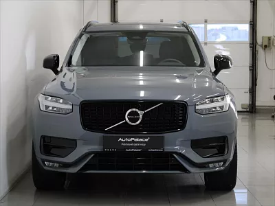 Volvo XC90 2,0 B5 AWD PLUS Dark TAŽNÉ ČR 173 kW automat šedá