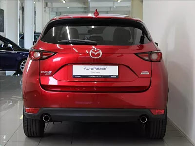 Mazda CX-5 2,5 G194 AWD Rev.TOP 1.maj 143 kW automat červená