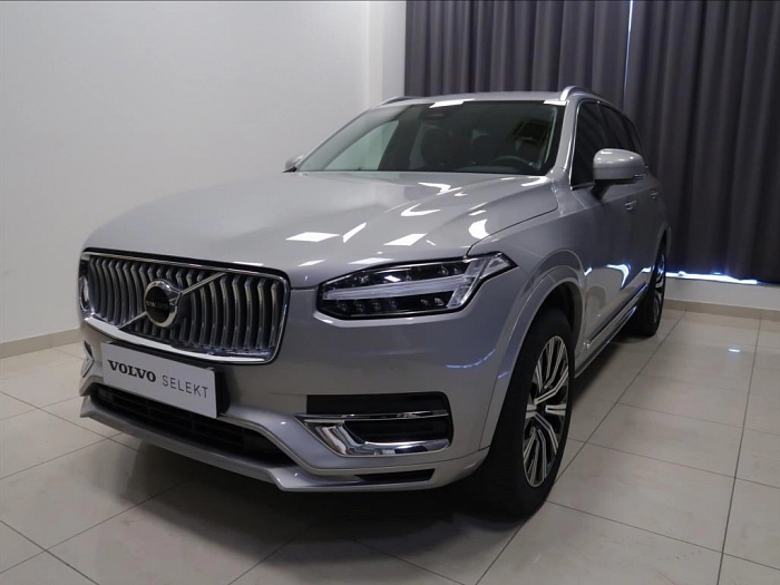 Volvo XC90 2,0 B5 AWD AUT Plus Bright 173 kW automat šedá