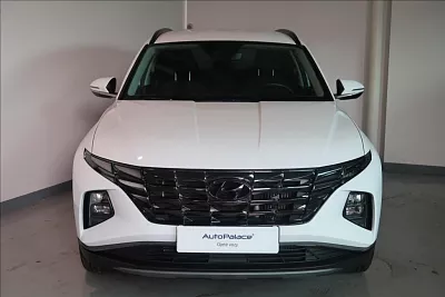 Hyundai Tucson 1,6 T-GDI SMART 4X4 1.MAJITEL 110 kW automat bílá