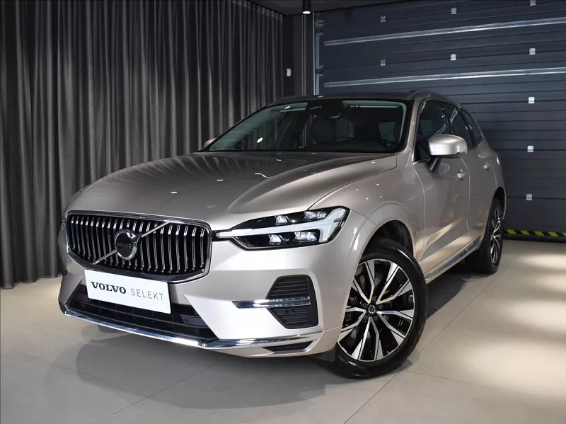 Volvo XC60 2,0 B4 AWD Plus Bright Bezklíč 145 kW automat šedá