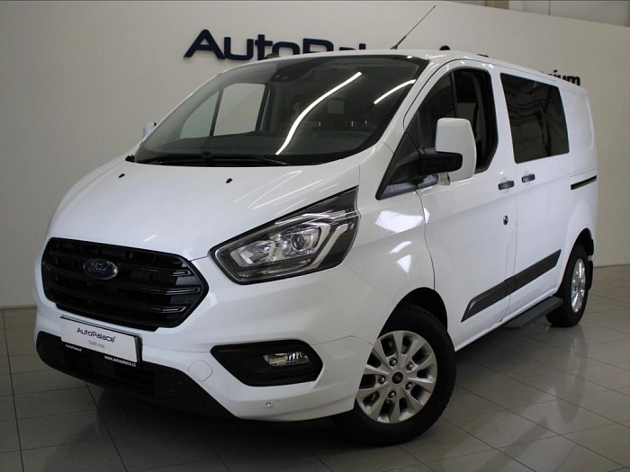 Ford Transit Custom 2,0 TDCi 170 AT 6-míst TAŽNÉ 125 kW automat bílá