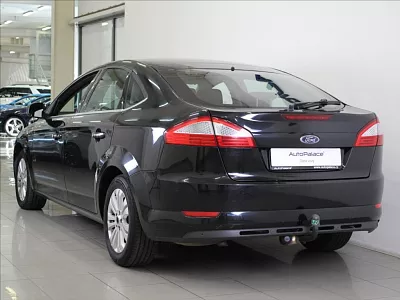 Ford Mondeo 2,0 TDCi AT Titan. KLIMA TAŽNÉ 103 kW automat černá