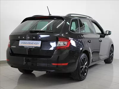 Škoda Fabia 1,0 TSi Tour Black Kombi LED 70 kW černá