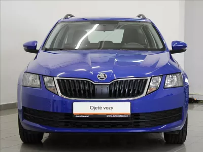 Škoda Octavia 1,5 TSi 110kW Tažné ČR 56tkm. 110 kW modrá