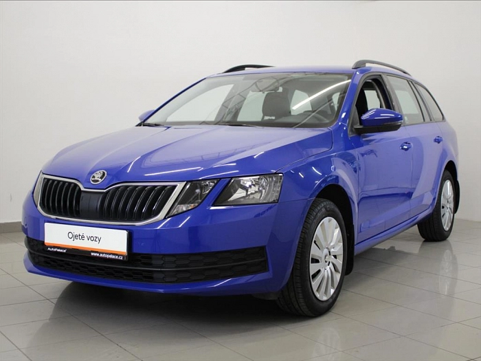 Škoda Octavia 1,5 TSi 110kW Tažné ČR 56tkm. 110 kW modrá