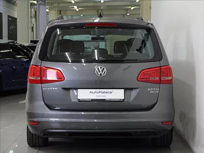 Volkswagen Sharan 2,0 TDi MT Comfort line 100 kW šedá