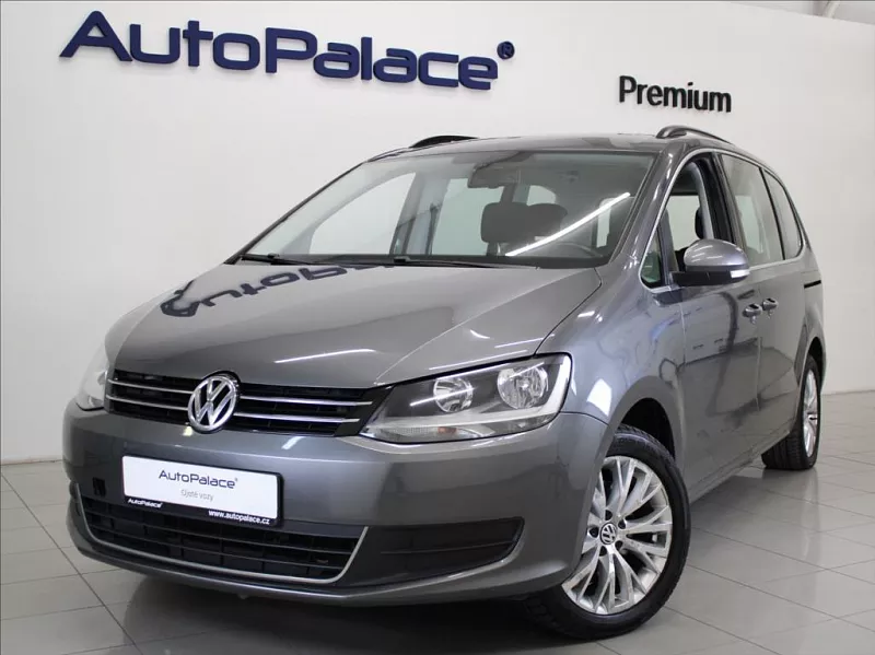 Volkswagen Sharan 2,0 TDi MT Comfort line 100 kW šedá