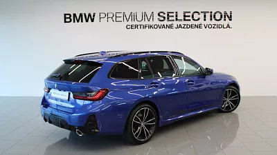 BMW 320d xDrive Touring 140 kW automat Portimao blau metallic