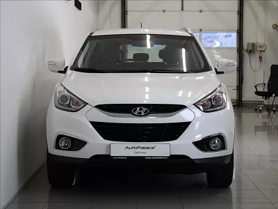 Hyundai ix35 2,0 GDi Trikolor+ 73tkm. ČR 122 kW bílá