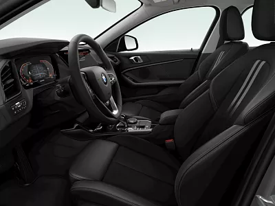 BMW 118i Hatch 103 kW automat Black Sapphire Metallic