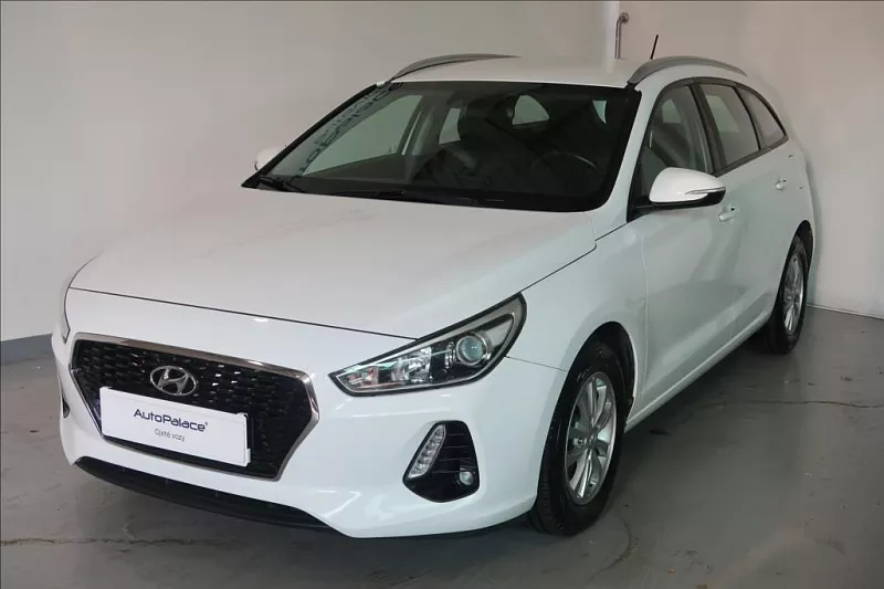 Hyundai i30 1,0 T-GDI Best of Czech kombi 88 kW bílá