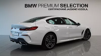 BMW 840i xDrive Gran Coupé 250 kW automat mineral-weiss metallic