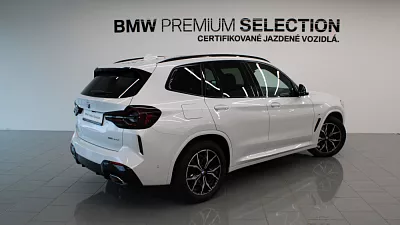 BMW X3 xDrive30d 210 kW automat Mineral White