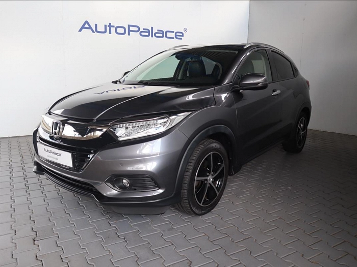 Honda HR-V 1,5 i-VTEC Executive  Honda HR-V SUV 1.5 VTEC 96KW 96 kW sivá metalíza