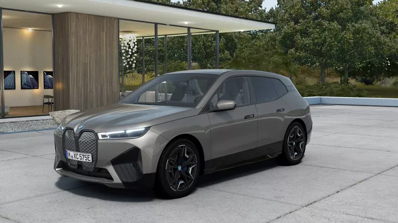 BMW iX xDrive50 385 kW automat Oxide Grey