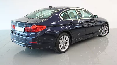 BMW 530d xDrive Limousine 195 kW automat imperial-blau brillant metallic