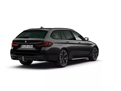 BMW 530d xDrive Touring 210 kW automat Black Sapphire Metallic