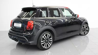 MINI Mini Cooper S 5-dverové 141 kW automat Midnight schwarz