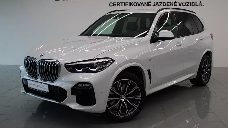 BMW X5 xDrive30d 195 kW automat Mineral White