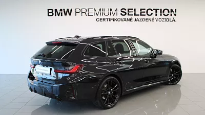 BMW 320d xDrive Touring 140 kW automat Black Sapphire Metallic