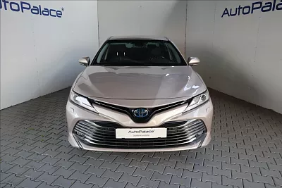 Toyota Camry 2,5 2.5 131KW Hybrid Executive 131 kW automat