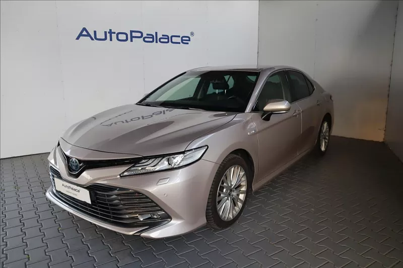 Toyota Camry 2,5 2.5 131KW Hybrid Executive 131 kW automat