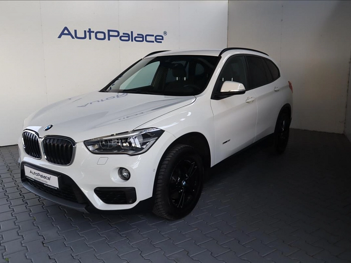 BMW X1 1,5 s18i 103KW 103 kW automat