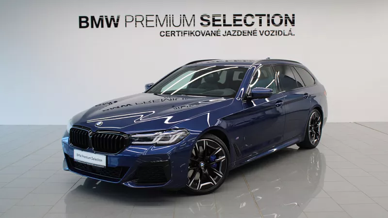 BMW 530d xDrive Touring 210 kW automat Phytonic Blue