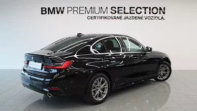 BMW 318i Sedan 115 kW automat Black