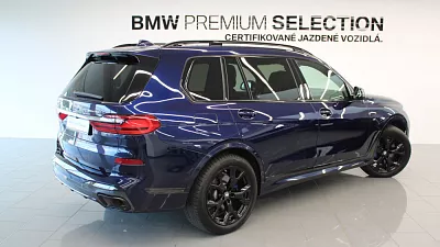 BMW X7 xDrive40i 250 kW Tanzanite Blue II