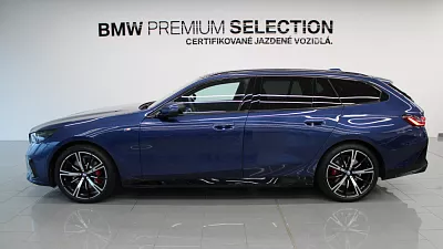 BMW 520d xDrive Touring 140 kW automat Phytonic Blue