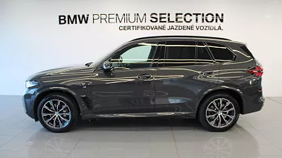 BMW X5 xDrive30d 210 kW automat Dravit Grey metallic