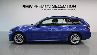 BMW 320d xDrive Touring 140 kW automat Portimao Blue